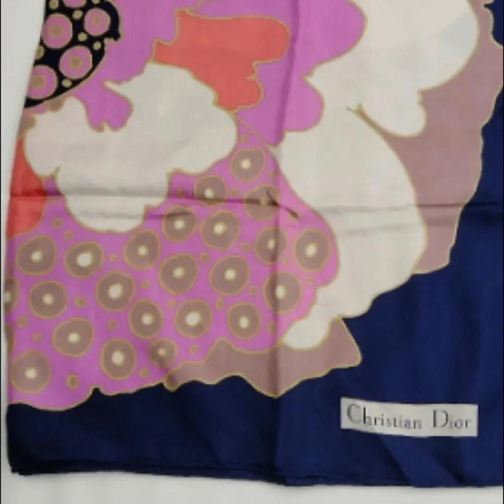 Stunning Christian Dior Vintage scarf silk‎